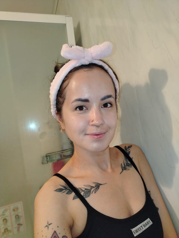 Woman documents early morning routine in Noviy, Russia