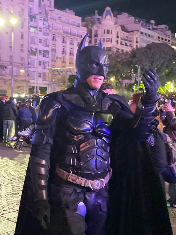 Batman costumed figure spotted in Buenos Aires public square