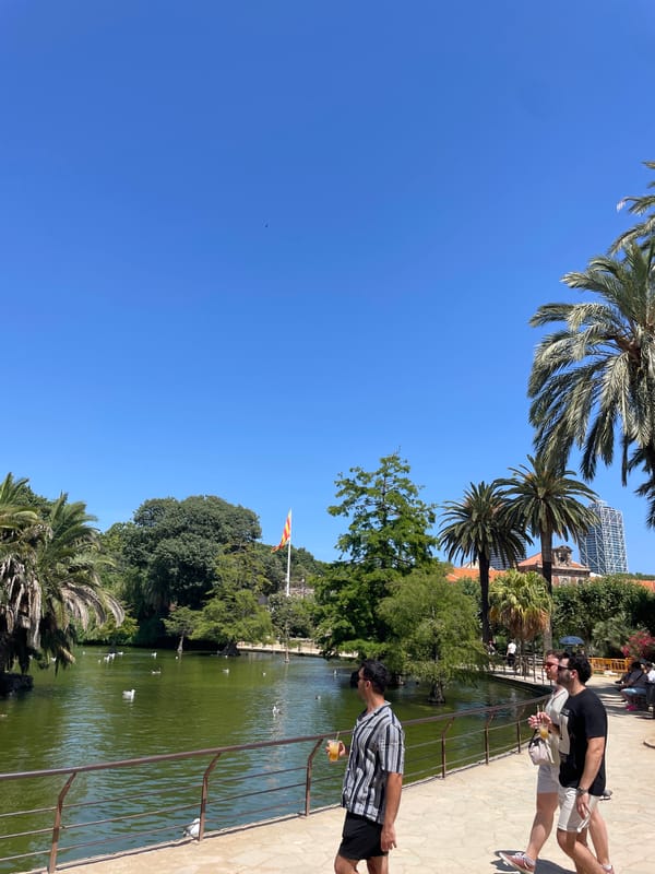 Sunny afternoon at Parc de la Ciutadella, Barcelona
