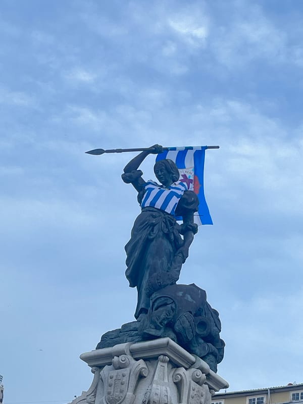 A Coruña monuments documented in María Pita Square