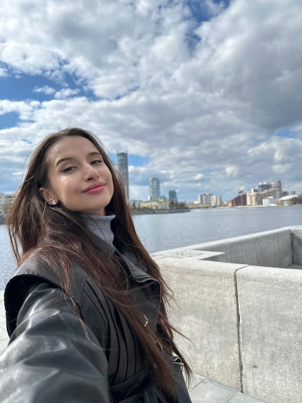 Tourist documents hour-long sightseeing walk through historic Yekaterinburg landmarks