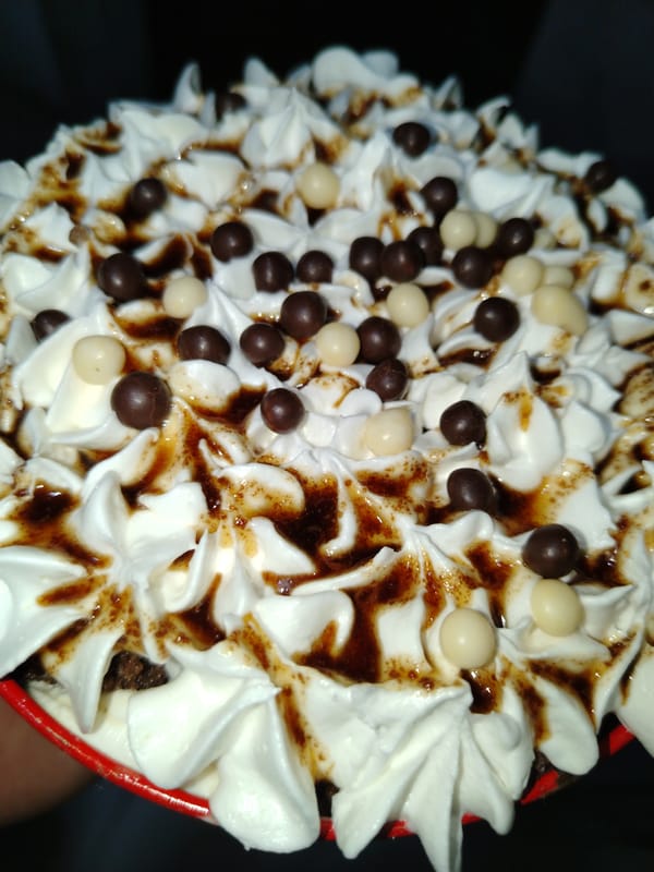 Late-night dessert preparation documented in Tinaquillo, Venezuela