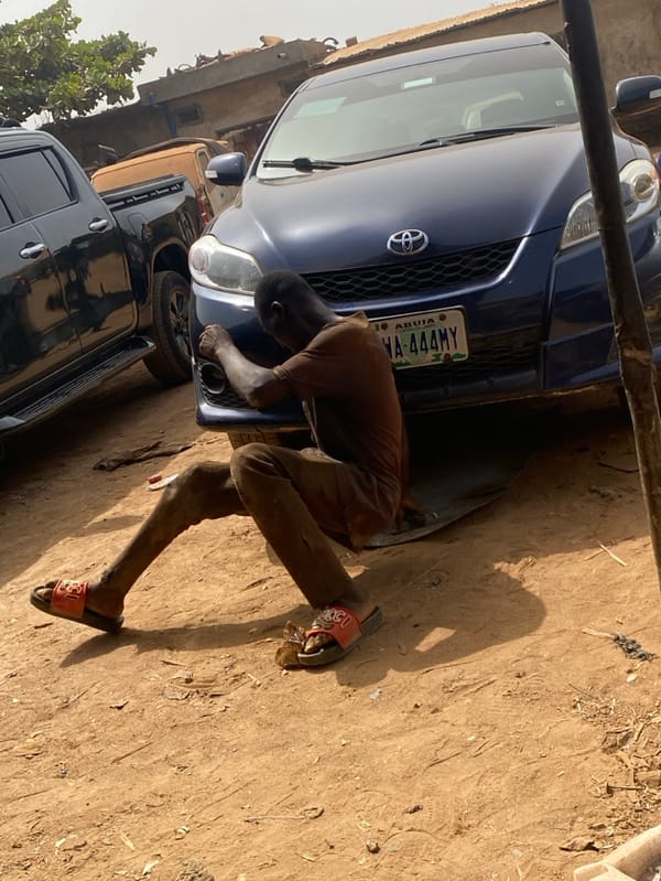 Daily life moments captured in Hayin Banki, Nigeria