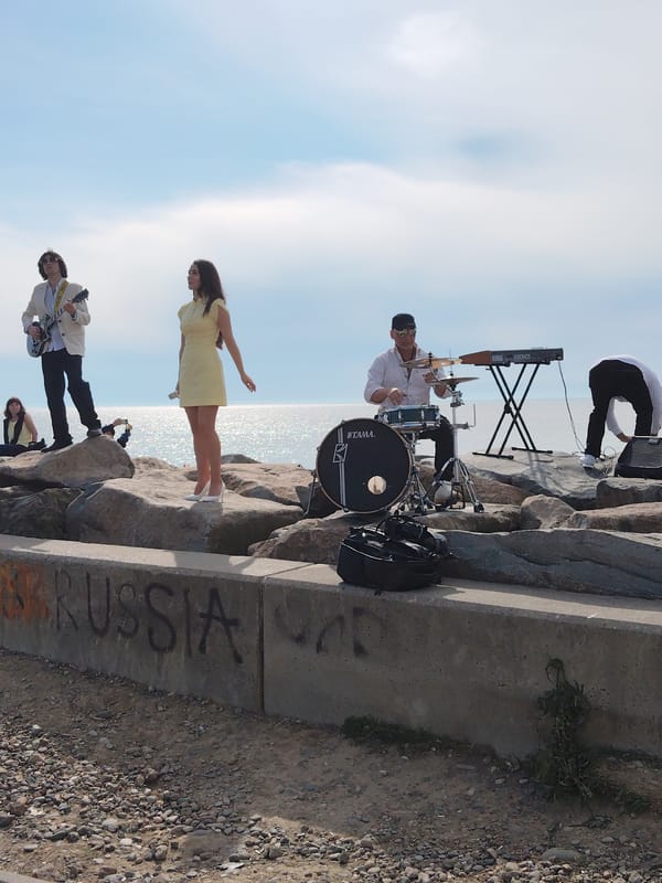 Musical performance, wedding shoot, airplane sighting observed in Batumi