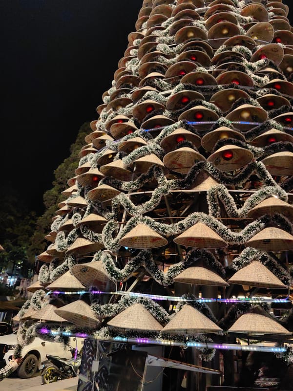 Sa Pa Vietnam evening tourist district captured in 30 nighttime memories