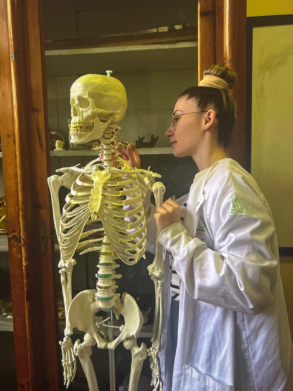 Medical examination and specimen handling documented by single witness