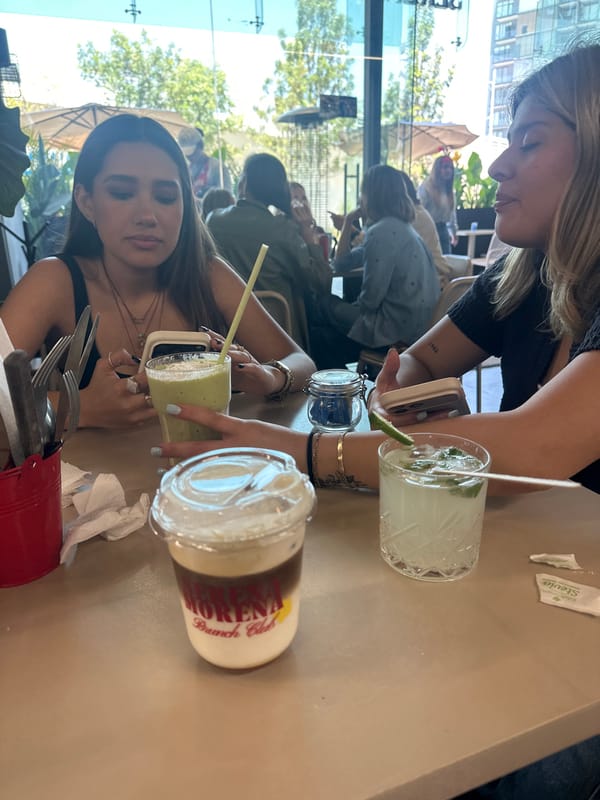 Diners gather at popular Puebla brunch spot Monday evening