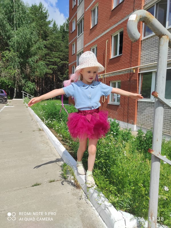 Everyday moments and utility work in Chaikovsky, Russia