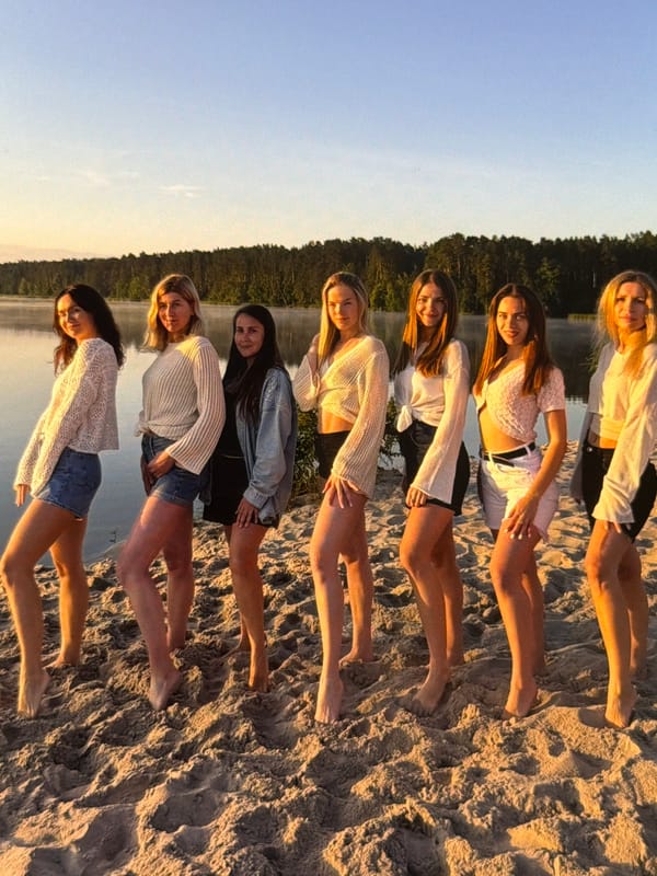 A summer evening stroll through Sofiivska Borshchahivka