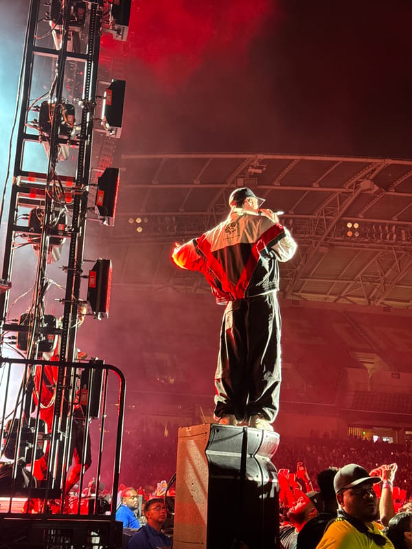 Live performance draws crowds to SoFi Stadium early morning