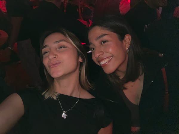 Women take selfie at crowded nightclub in San Andrés Cholula