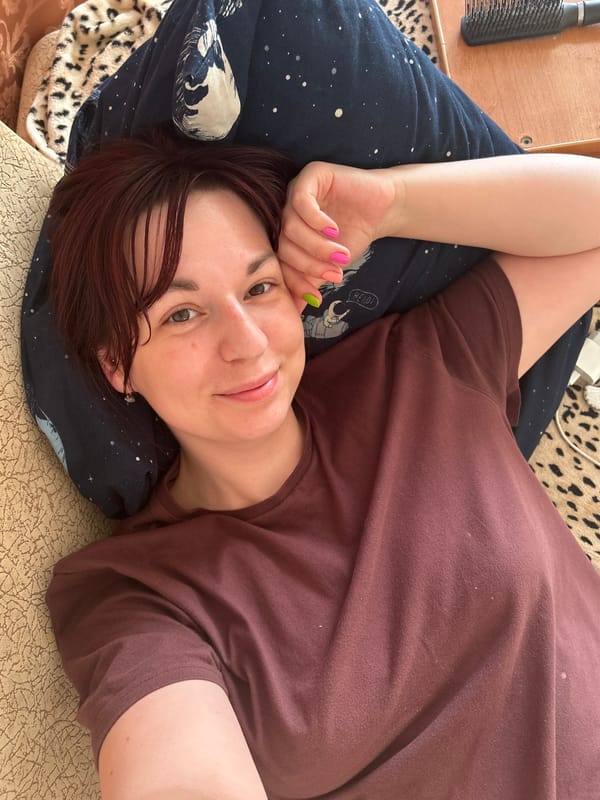 Lazy Sunday afternoon at home in Фоки, Russia