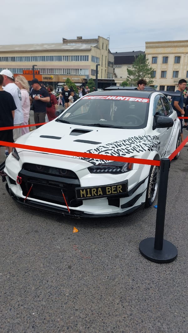 Modified car show draws crowds at Taraz administration building