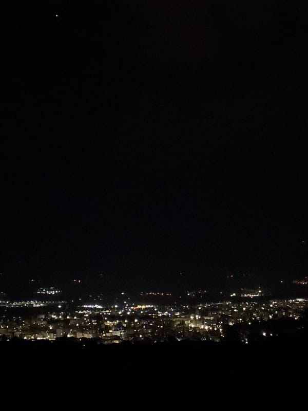 Nighttime gathering documented near water in Marulevo, Bulgaria