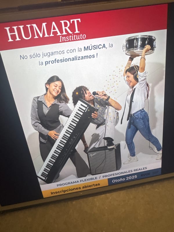 Late-night café visit documented in Puebla, Mexico