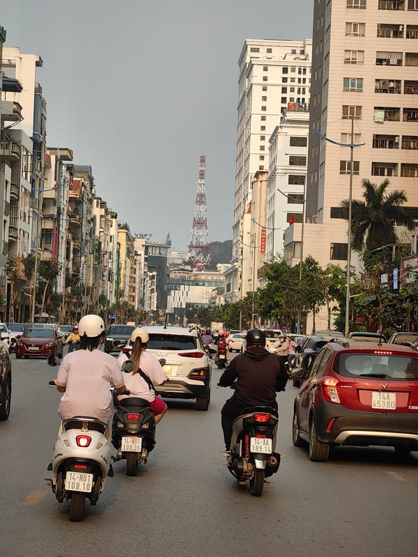 Morning rush hour traffic documented in Hong Gai Ward